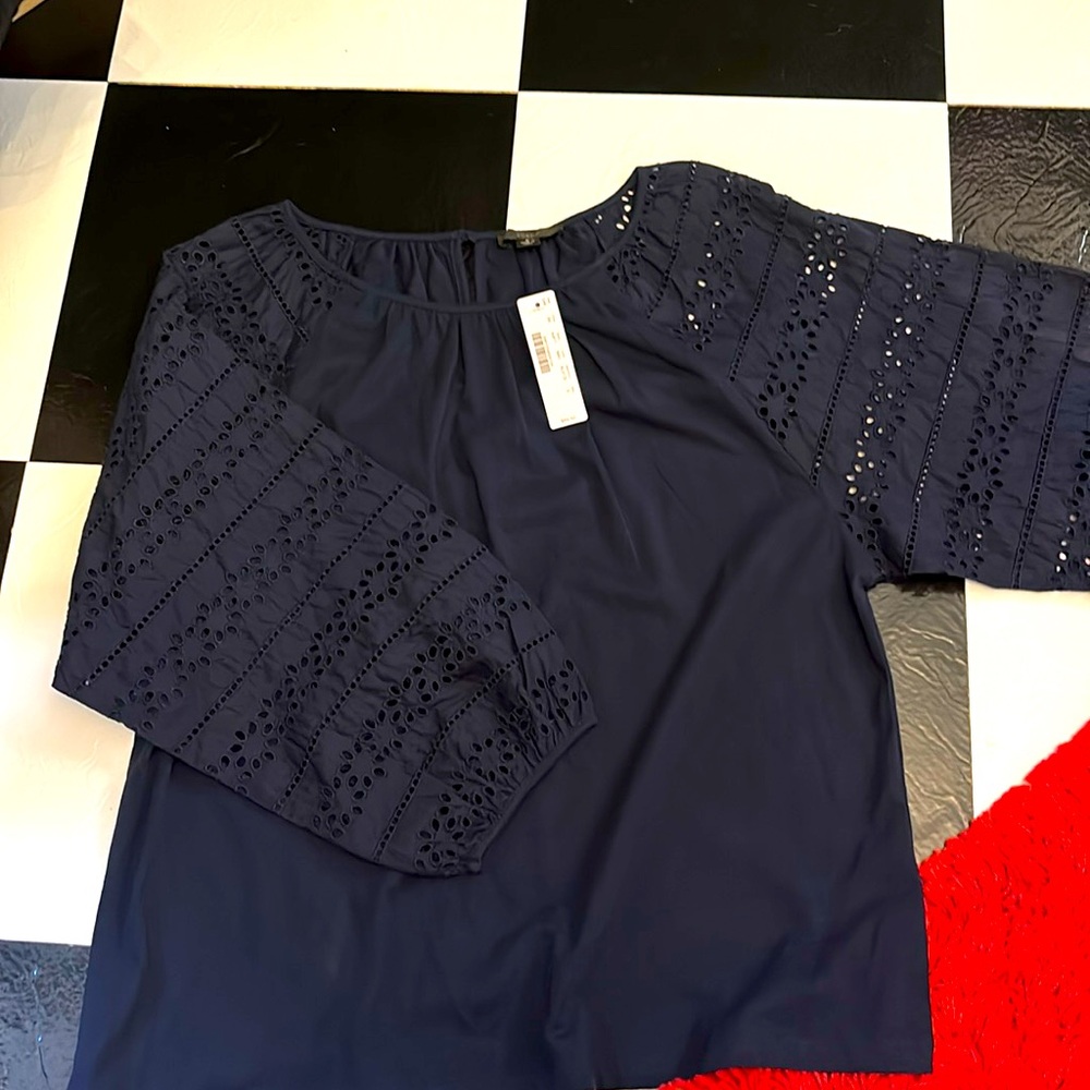 J crew women long sleeve tee blouse navy with floral punch sleeves S and NWT